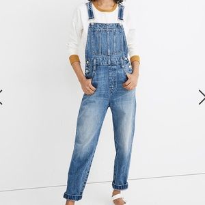 Straight-Leg Overalls in Hickory Wash